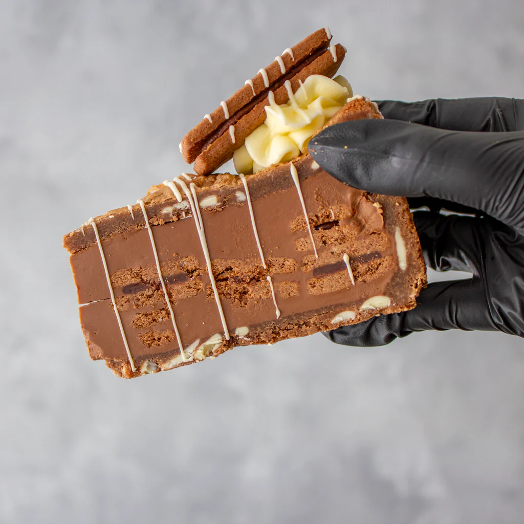 Bourbon Biscuit Cookie Pie Slice - Image 7