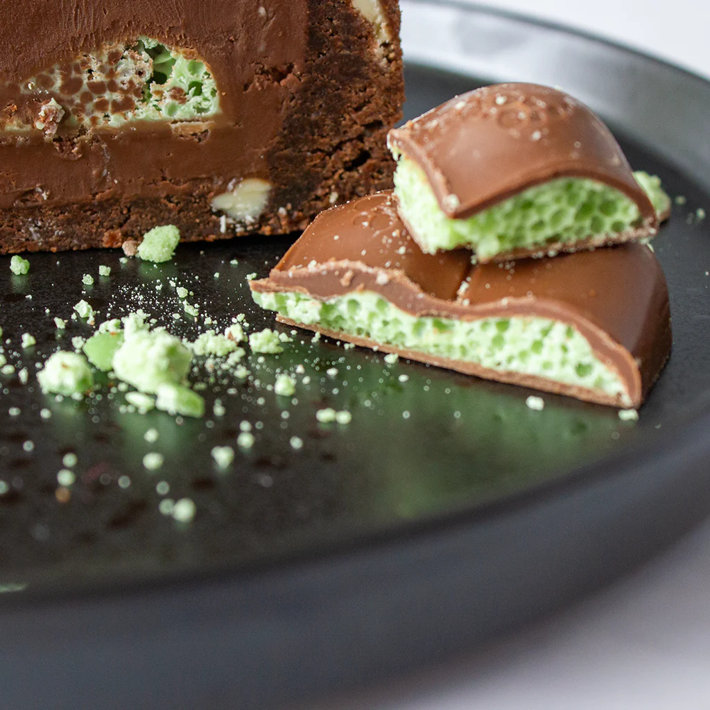 Cookie Pie Slice with Mint Aero - Image 4