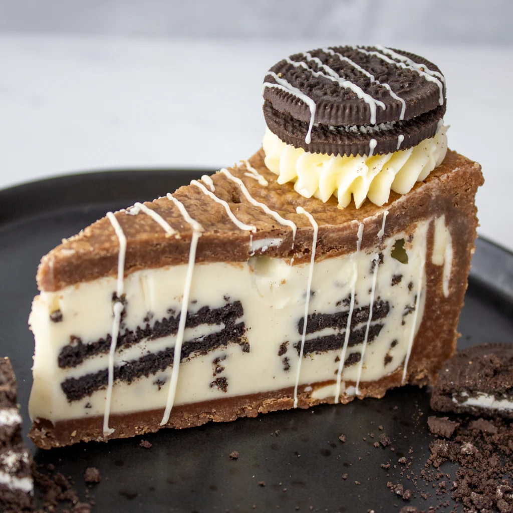 Cookies ’n Cream Cookie Pie Slice - Image 3