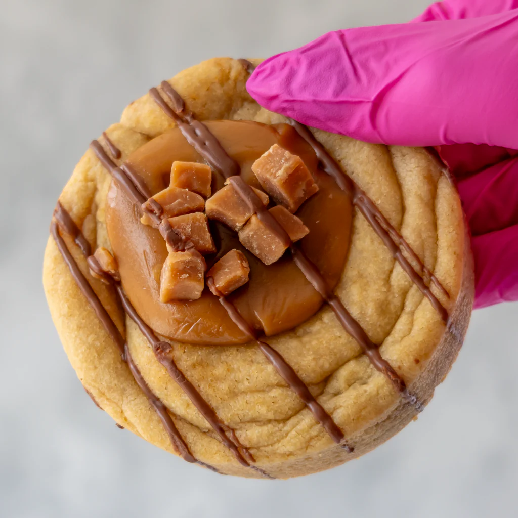 Stuffed Caramel Fudge Deluxe Cookie - Image 10